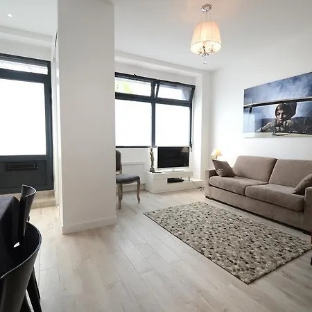Gobelins Select Apartment